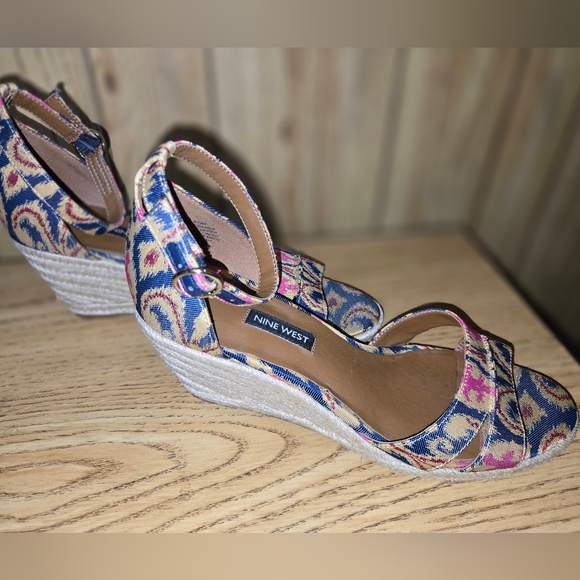 Women's Nine West Jeranna Wedge Heel Espadrilles Sandals Mutli color 9.5 US GUC - Picture 3 of 11